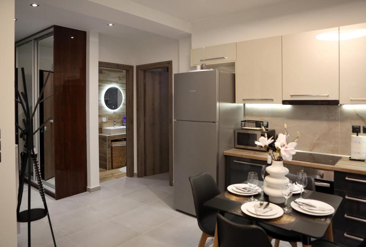 La Larissa Luxury Apartments Koronis Bagian luar foto