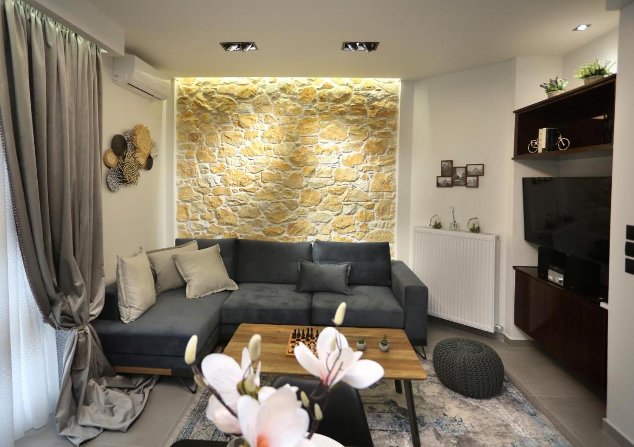 La Larissa Luxury Apartments Koronis Bagian luar foto