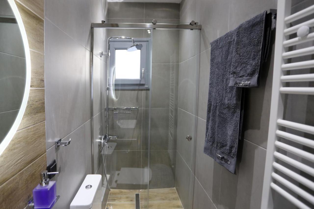 La Larissa Luxury Apartments Koronis Bagian luar foto