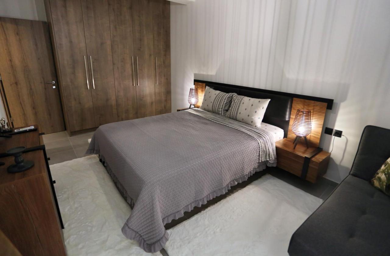 La Larissa Luxury Apartments Koronis Bagian luar foto